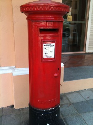 pillar post box 02