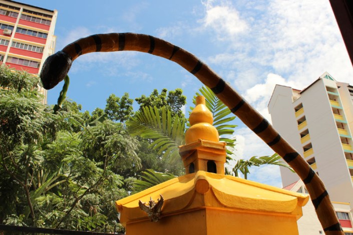 1000 lights  temple 01